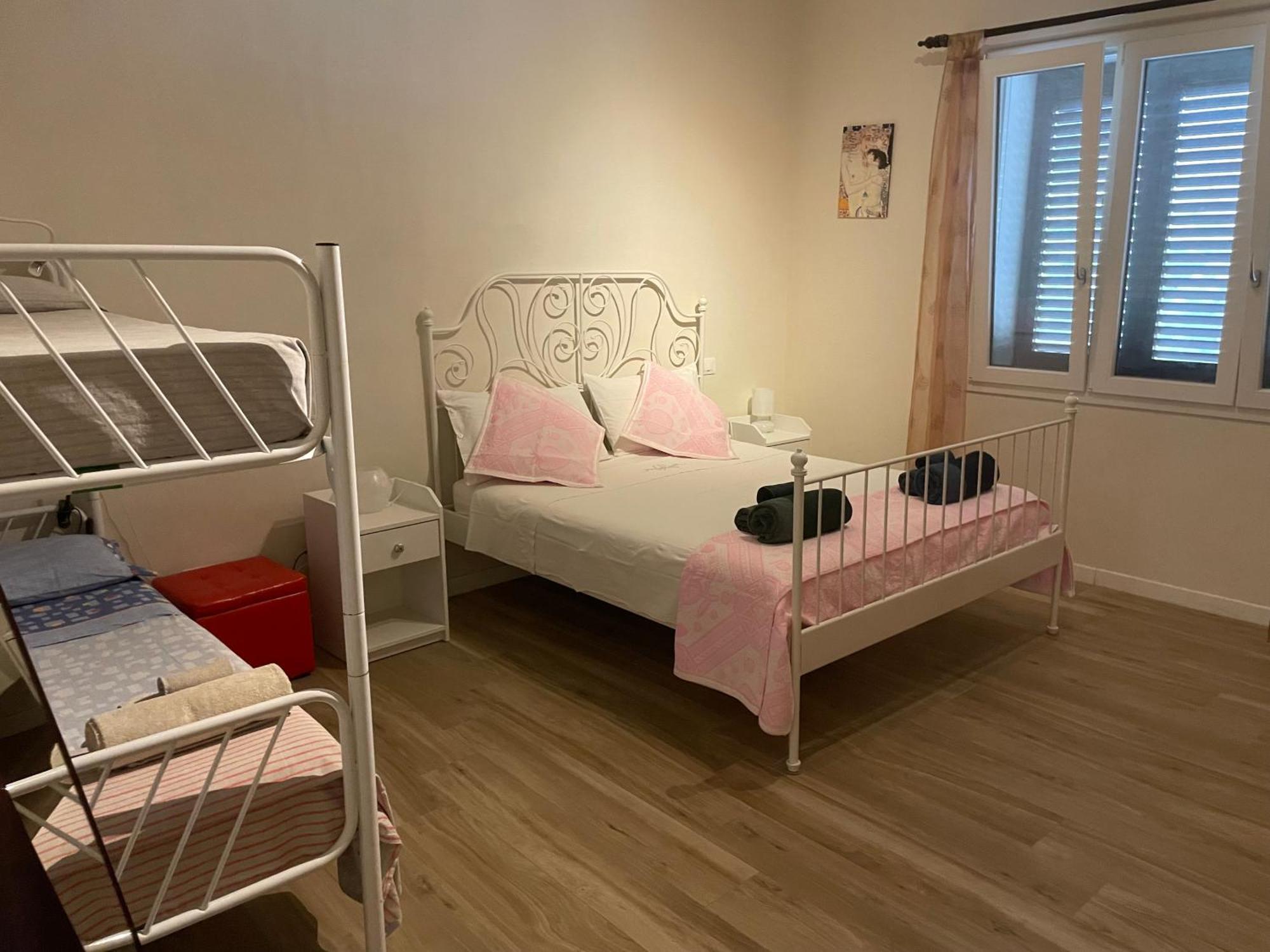Casa Vacanze “Bouganville” Loc Avane Pisa Vecchiano Zewnętrze zdjęcie