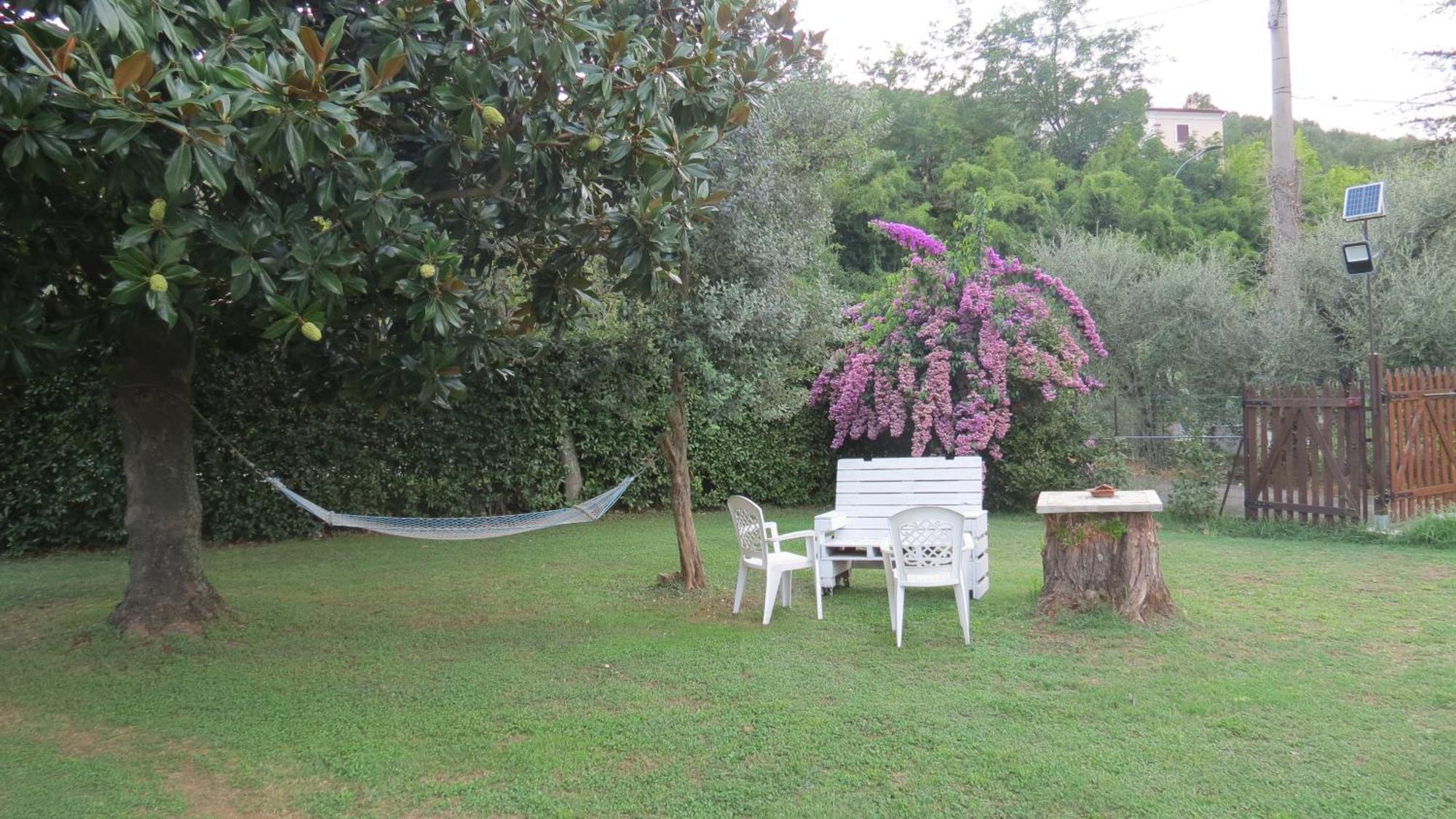 Casa Vacanze “Bouganville” Loc Avane Pisa Vecchiano Zewnętrze zdjęcie